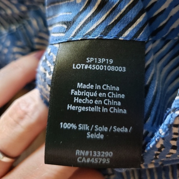 Rachel Zoe Silk Blue, White, and Black Pant. - Picture 5 of 7